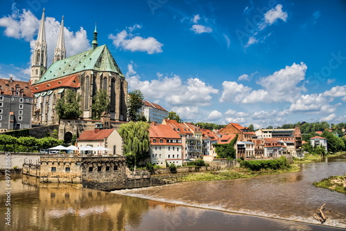 görlitz, deutschland - malerisches panorama mit peterskirche