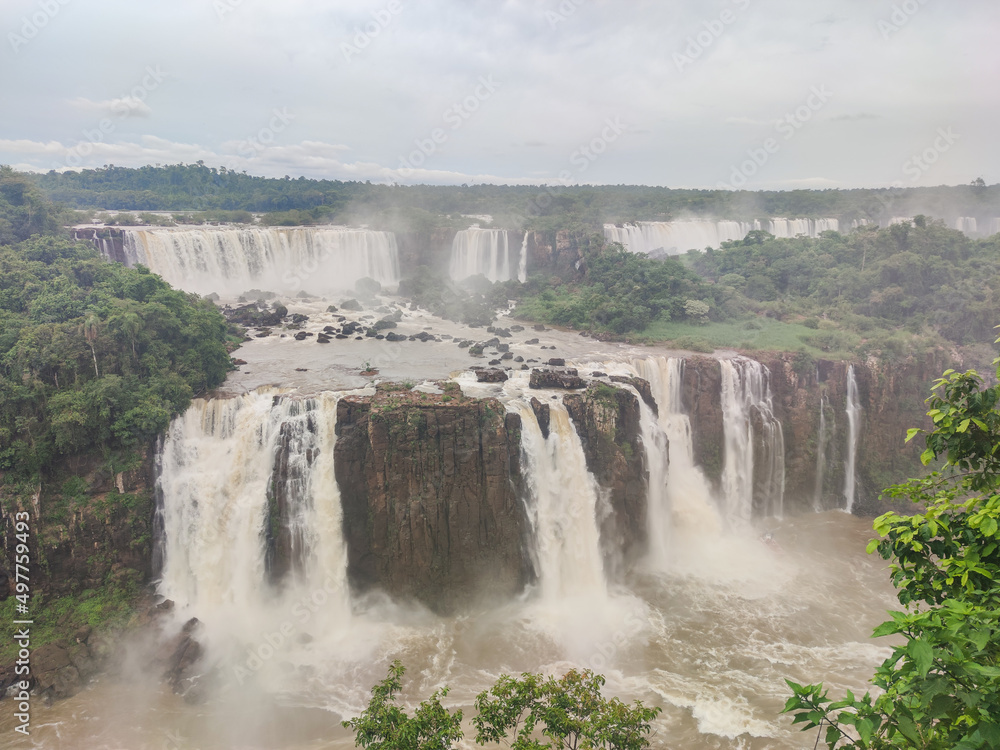viewpoint overlooking the Iguaçu Falls. Iguaçu Falls is a set of about 275 waterfalls on the Iguaçu River. viewpoint overlooking the Iguaçu Falls. Iguaçu Falls is a set of about 275 waterfalls on the Iguaçu River.