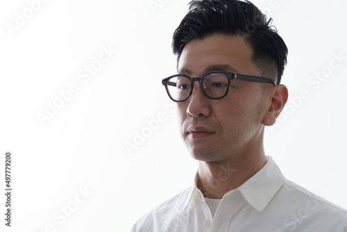 メガネをかけた男性 photo