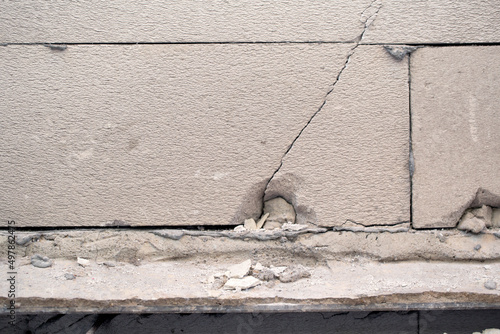lightweight brick wall The subsidence caused cracking and collapse