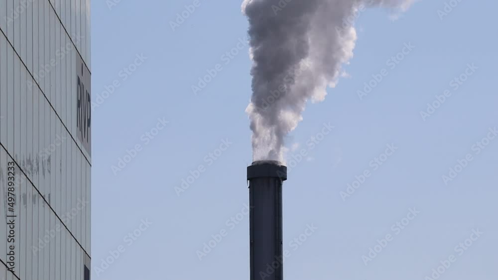 Smoking chimneys in the south of Paris Smoking chimneys in the south of Paris