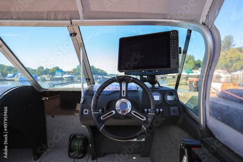Motor boat steering wheel and dashboard