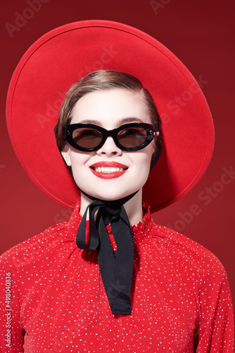 fashionista in red hat