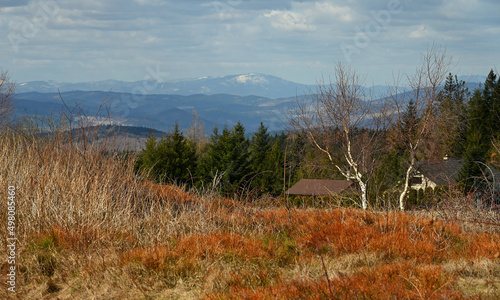 Fototapeta Naklejka Na Ścianę i Meble -  Widok z Koskowej Góry w Beskidzie Średnim.