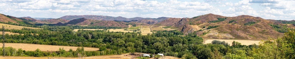 Shaitan-Tau nature reserve (oak forest). Orenburg region, Southern Urals, Russia.