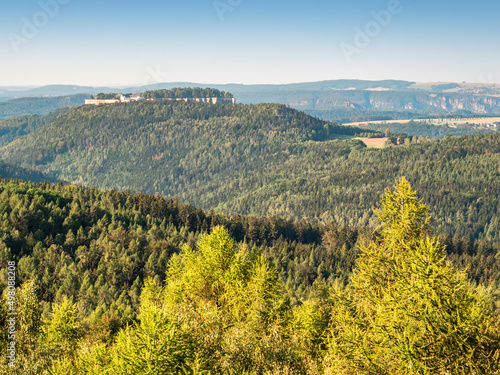 Lampertstein in der S  chsischen Schweiz - Aussicht Richtung Festung K  nigstein