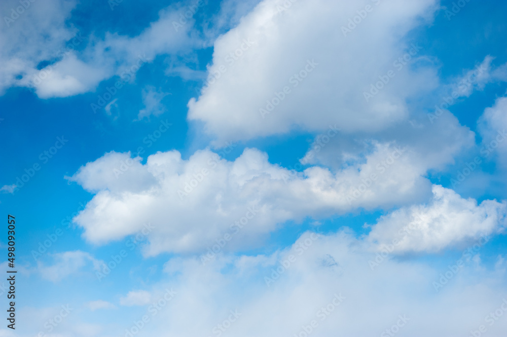 Obraz premium Soft white clouds in spring, tranquility rest concept. Background image for weather forecast.