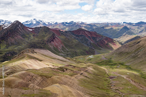 VIsta desde Montaña de 7 colores, Cusco, Peru - Rainbow Mountain, Peru