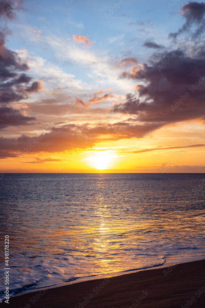 Obraz premium Vertical Sunset