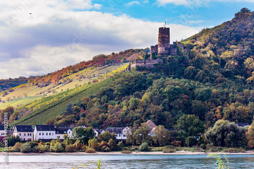 The scenic Thurant Castle photo