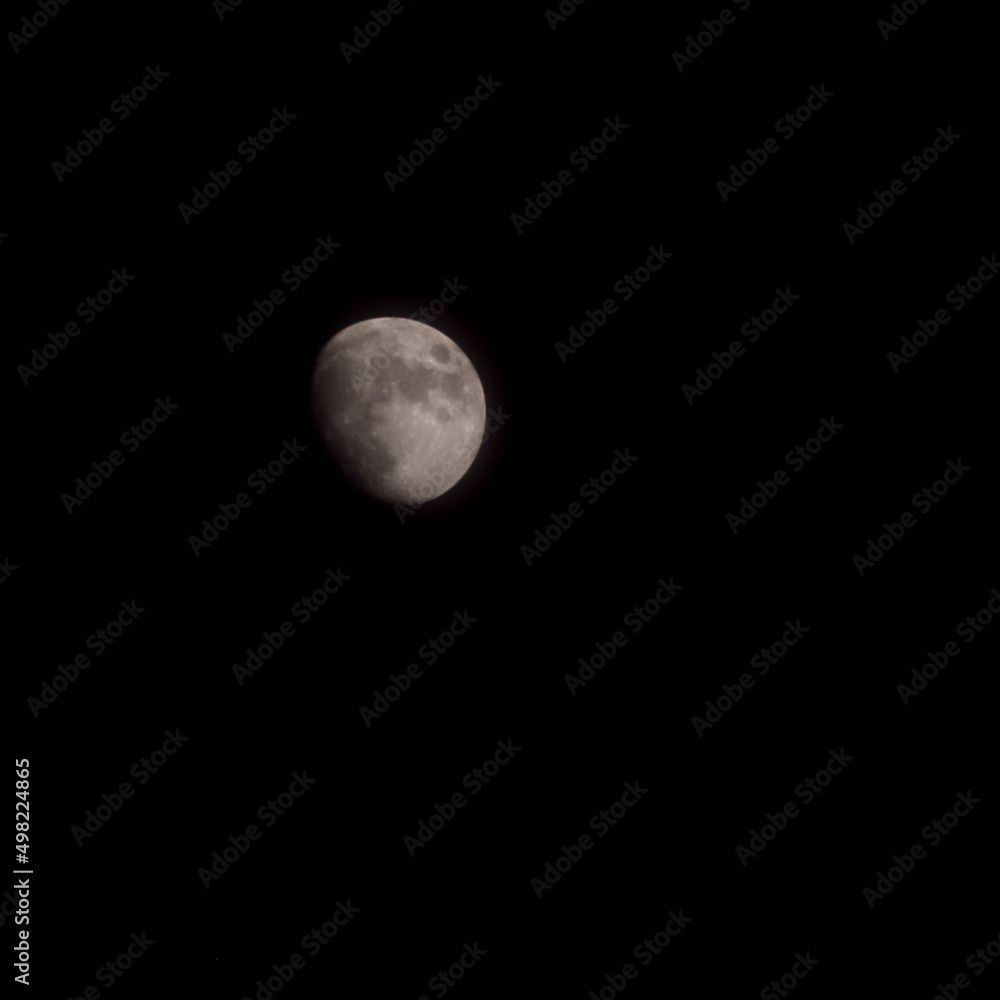 Moon Timelapse, Stock time lapse : Full moon rise in dark nature sky, night time. Full moon disk time lapse with moon light up in night dark black sky. High-quality free video footage or timelapse Moon Timelapse, Stock time lapse : Full moon rise in dark nature sky, night time. Full moon disk time lapse with moon light up in night dark black sky. High-quality free video footage or timelapse
