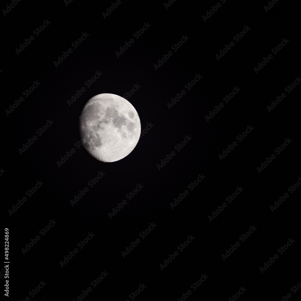Moon Timelapse, Stock time lapse : Full moon rise in dark nature sky, night time. Full moon disk time lapse with moon light up in night dark black sky. High-quality free video footage or timelapse Moon Timelapse, Stock time lapse : Full moon rise in dark nature sky, night time. Full moon disk time lapse with moon light up in night dark black sky. High-quality free video footage or timelapse