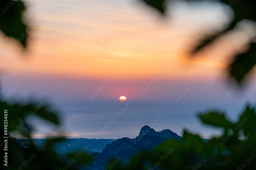 Sunrise at the Beach(동해의 일출)