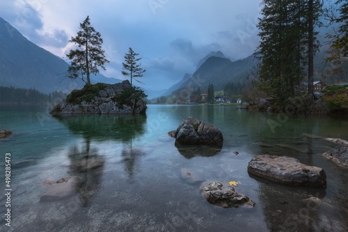 Wallpaper Mural lake in the mountains Torontodigital.ca