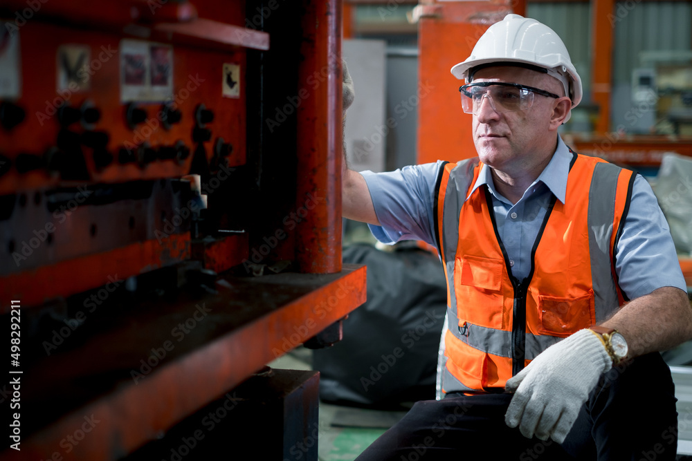 Professional engineering, worker, man Quality control, maintenance, check in factory, warehouse Workshop for factory operators, engineering women control. Professional engineering, worker, man Quality control, maintenance, check in factory, warehouse Workshop for factory operators, engineering women control.