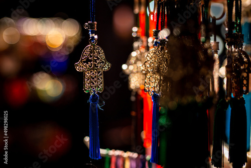 De compras por el bazar de marrakech photo