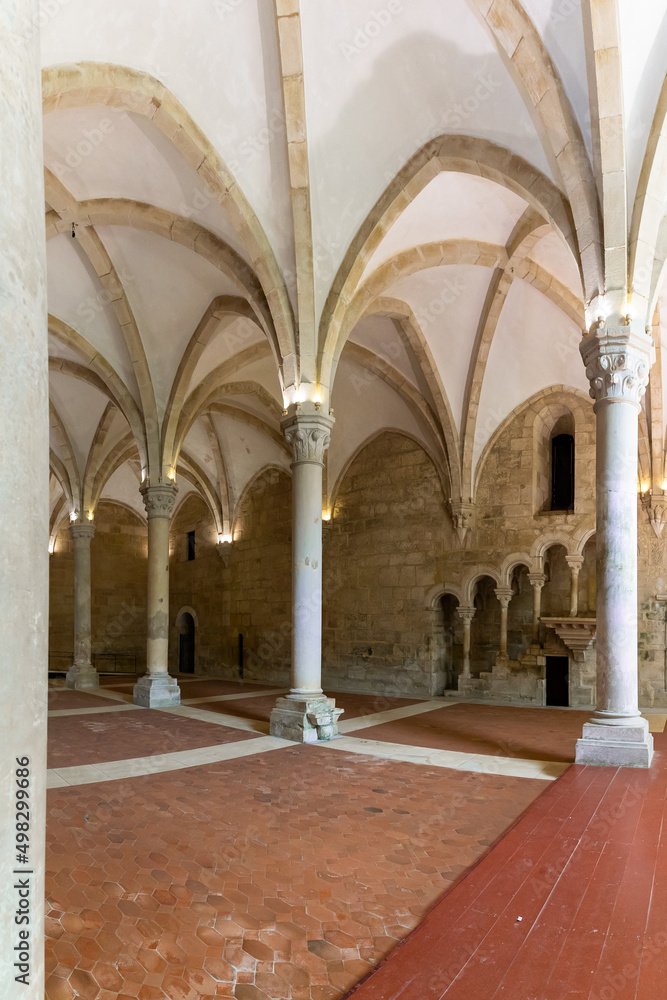 vertical interior view of the refectory in the Alcobaca monastery