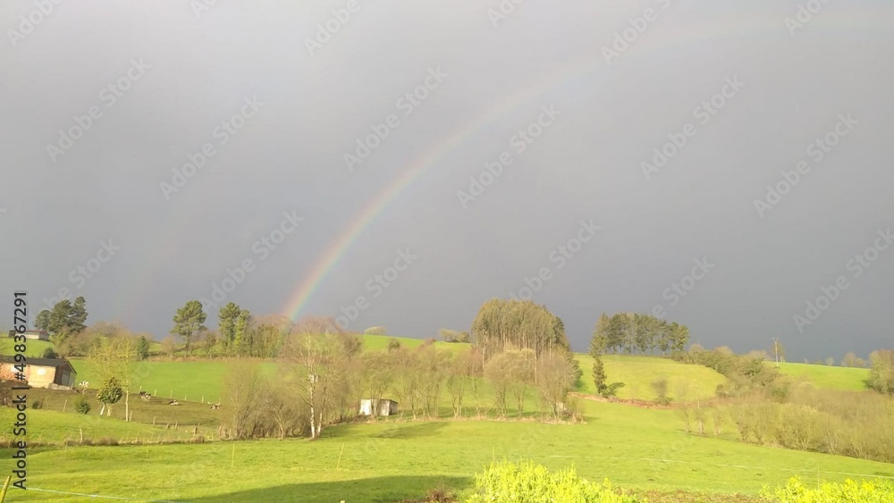 Fototapeta premium Arco iris en un paraje de Galicia