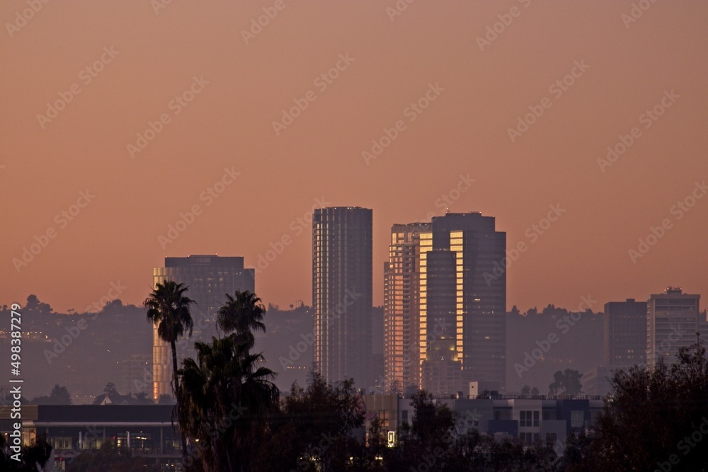 Fototapeta premium SoCal Sunsets at the Baldwin Hills