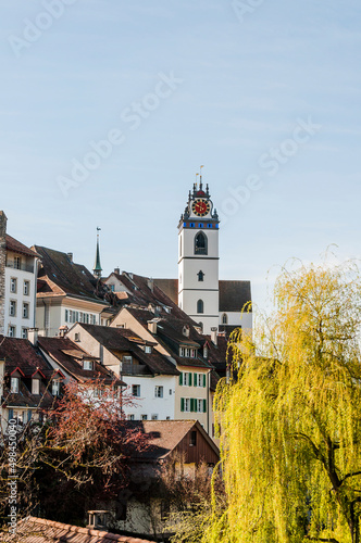 Aarau, Stadtkirche, Kirche, Altstadt, Altstadthäuser, Aare, Fluss, Frühling, Frühlingssonne, Aargau, Schweiz photo