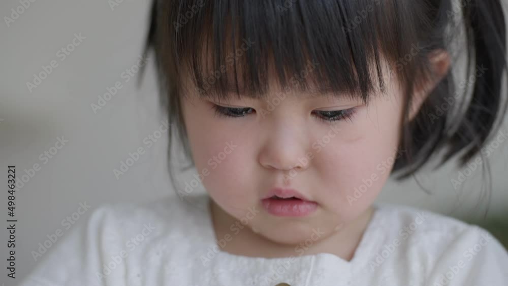 子供・イヤイヤ期・泣く・涙・育児・子育て