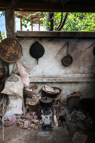 Obraz na płótnie Kitchen room in asian urban village w salonie