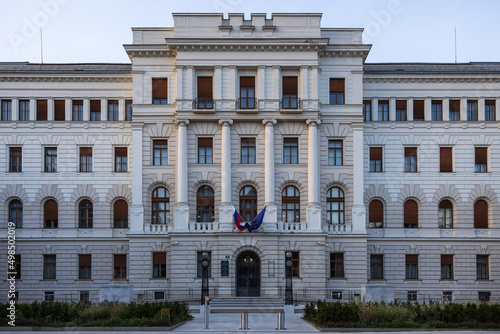 District court in Ljubljana - Okrozno Sodisce v Ljubljani - Maind Building