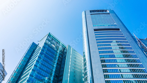 Scenery of a high-rise office building fitted with glass_91