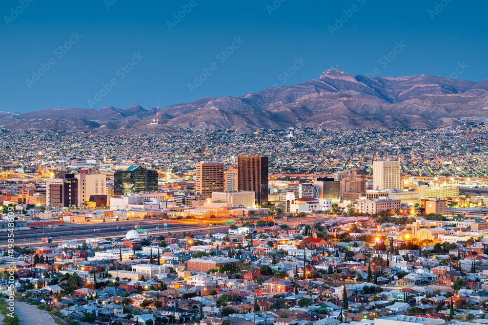 Fototapeta premium El Paso, Texas, USA Downtown City Skyline