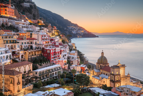 Fototapeta Naklejka Na Ścianę i Meble -   Positano, Italy along the Amalfi Coast