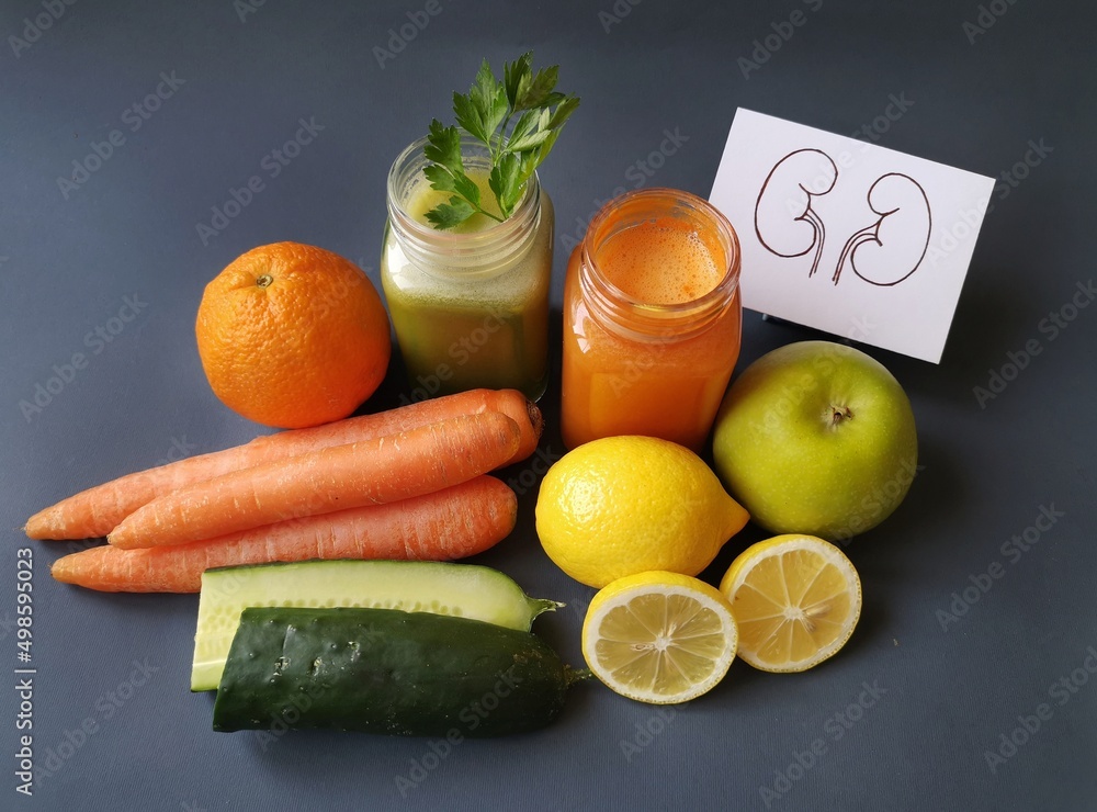 Kidney detox juice in a glass jar with ingredients carrot, cucumber