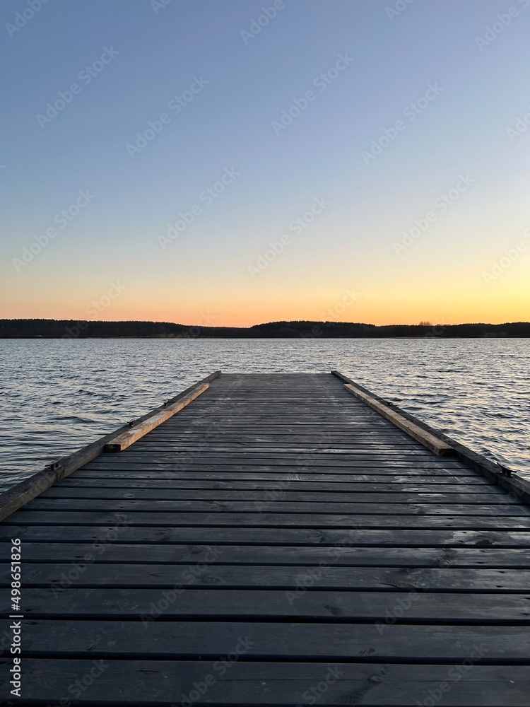 Obraz premium pier at sunset