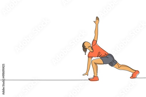 Single continuous line drawing of young sportive woman training side lunge windmill pose in sport gymnasium club center. Fitness stretching concept. Trendy one line draw design vector illustration