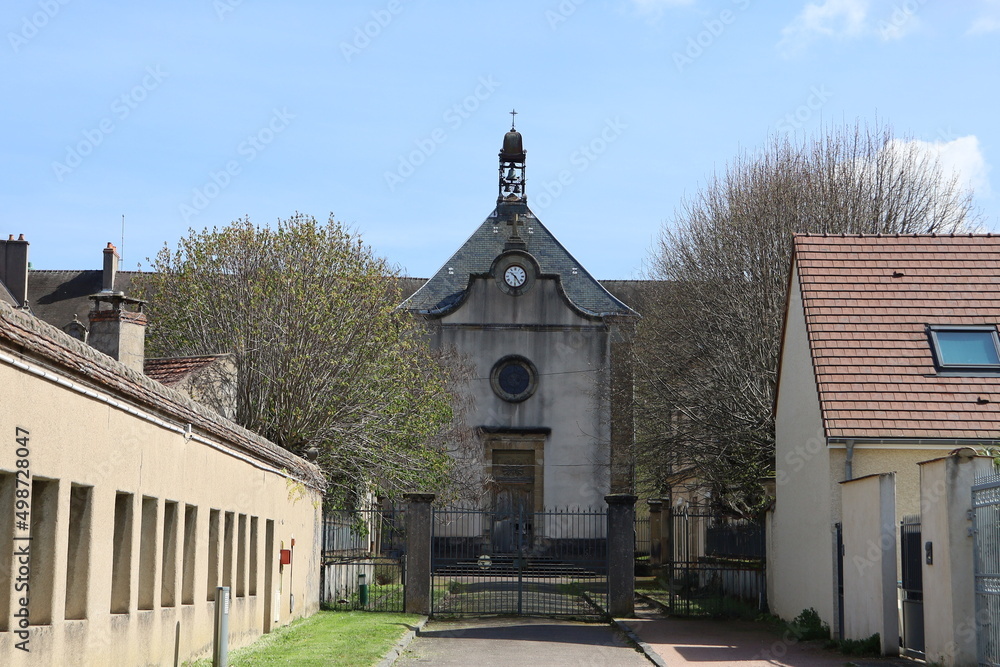 Fototapeta premium Anciens hospices, ancien hôpital, vue de l'extérieur, ville de Autun, département de Saone et Loire, France