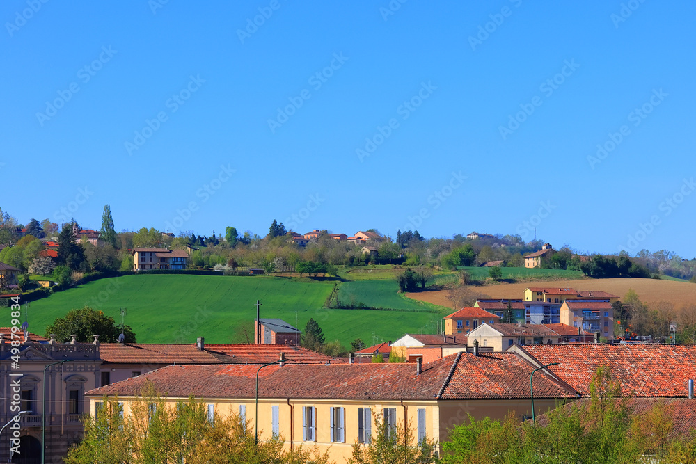 collina ed difici di casale monferrato, italia, hill and buildings of casale monferrato, italy 