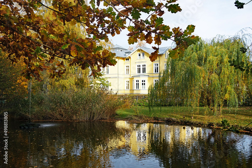 Harz Kur- und Gesundheitszentrum in Bad Harzburg im Herbst