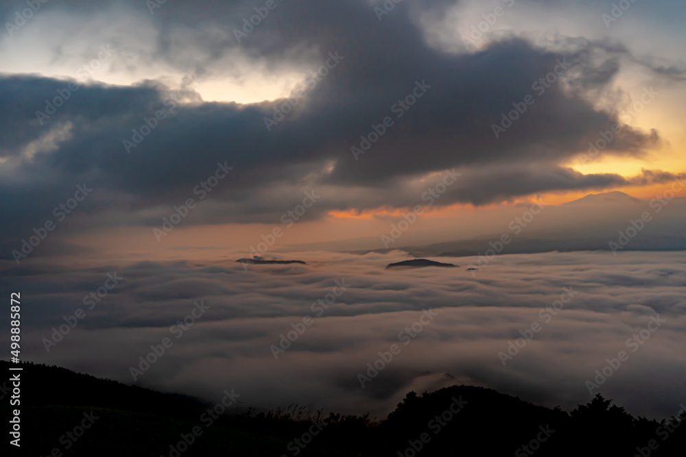 Obraz premium 魚野フライトエリアから見る雲海の風景