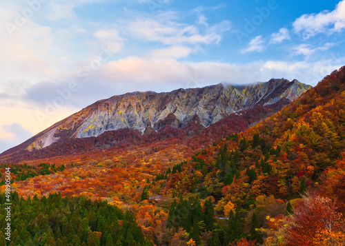 Fotografía 秋の大山南壁、鍵掛峠(大山展望台)