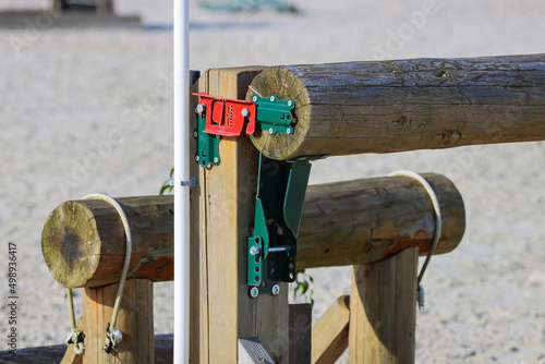 Eventing cross country safety clips