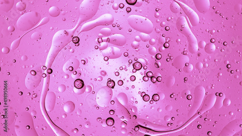 Moving Bubbles on Light Bac...