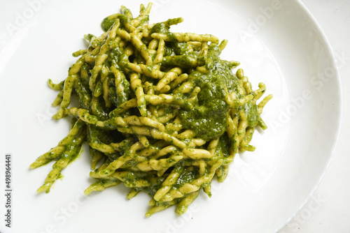 Trofie al pesto - italian pasta with pesto