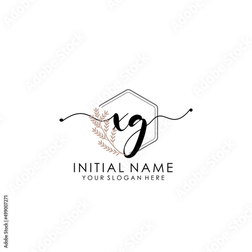 XG Luxury initial handwriting logo with flower template, logo for beauty, fashion, wedding, photography