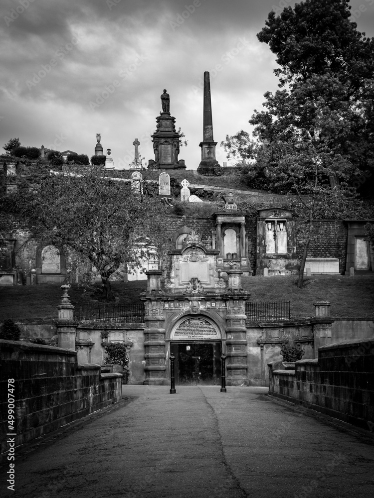Fototapeta premium Glasgow Firedhof - schwarz weiss