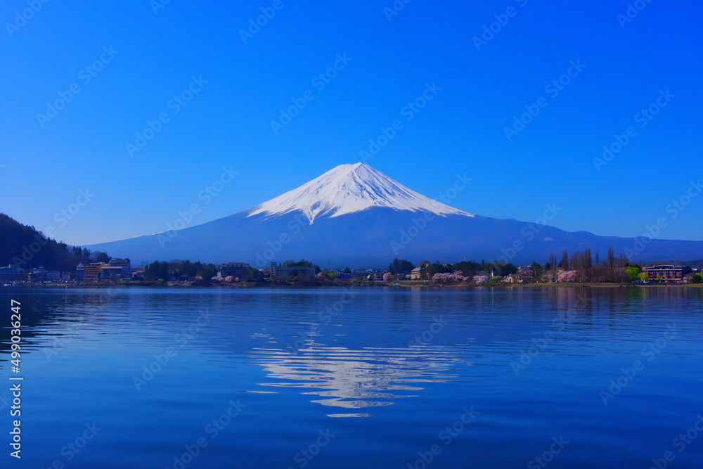 20220412河口湖産屋ヶ崎からの春の富士山