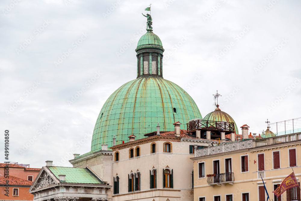 Fototapeta premium San Simeone Piccolo Church in Venice, Italy