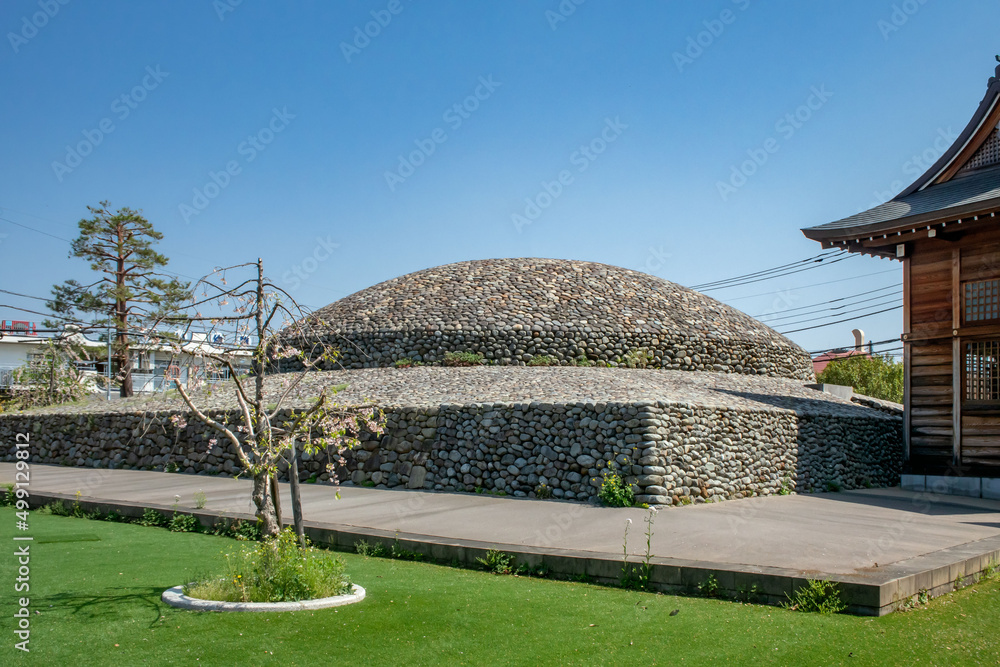 武蔵府中熊野神社古墳 StockFoto Adobe Stock