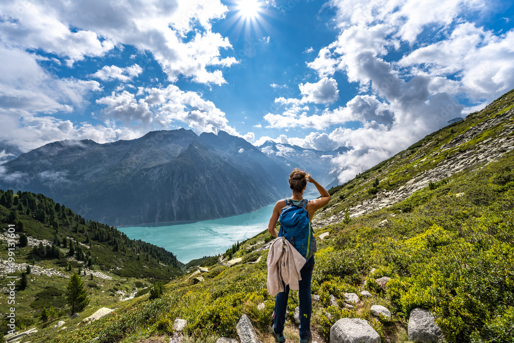 Wanderung am Schlegeisspeicher zur Olperer Hütte Wanderung am Schlegeisspeicher zur Olperer Hütte