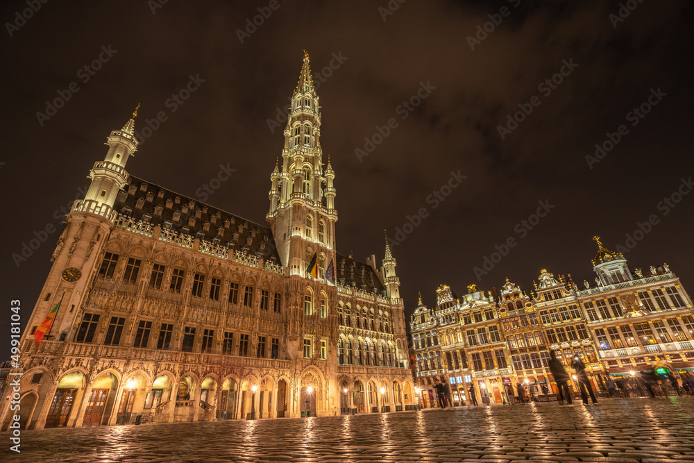 Brussels City Hall by night and Grand Place