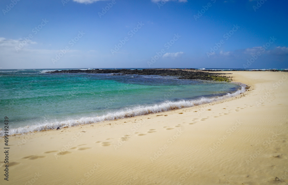 El Cotillo beach, Fuerteventura - beautiful turquoise sea with a desert sandy beach