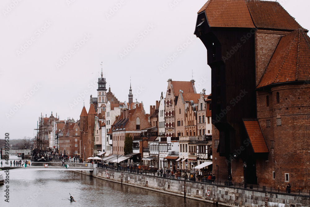 Obraz premium Beautiful houses and canals of the city of Gdansk